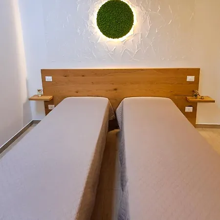 Roseto Trilo 1 By Interhome *